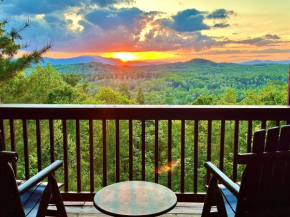 Amazing Views~Secluded Retreat~HotTub~GameRoom